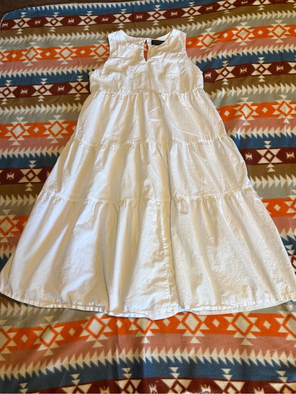 Banana Republic White Organic Cotton Tiered Maxi Dress size 4 with Black Label